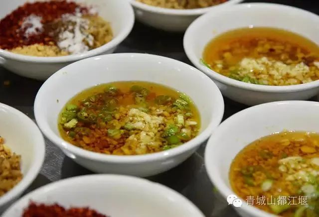 都江堰藏在市井里的宝藏火锅,都江堰灌县老火锅