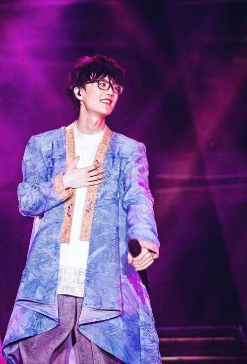 许嵩最抨击娱乐圈的歌,许嵩哪首歌怼了半个娱乐圈