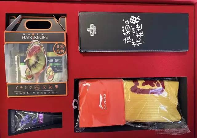 明星春节时期送礼物,明星春节礼物推荐