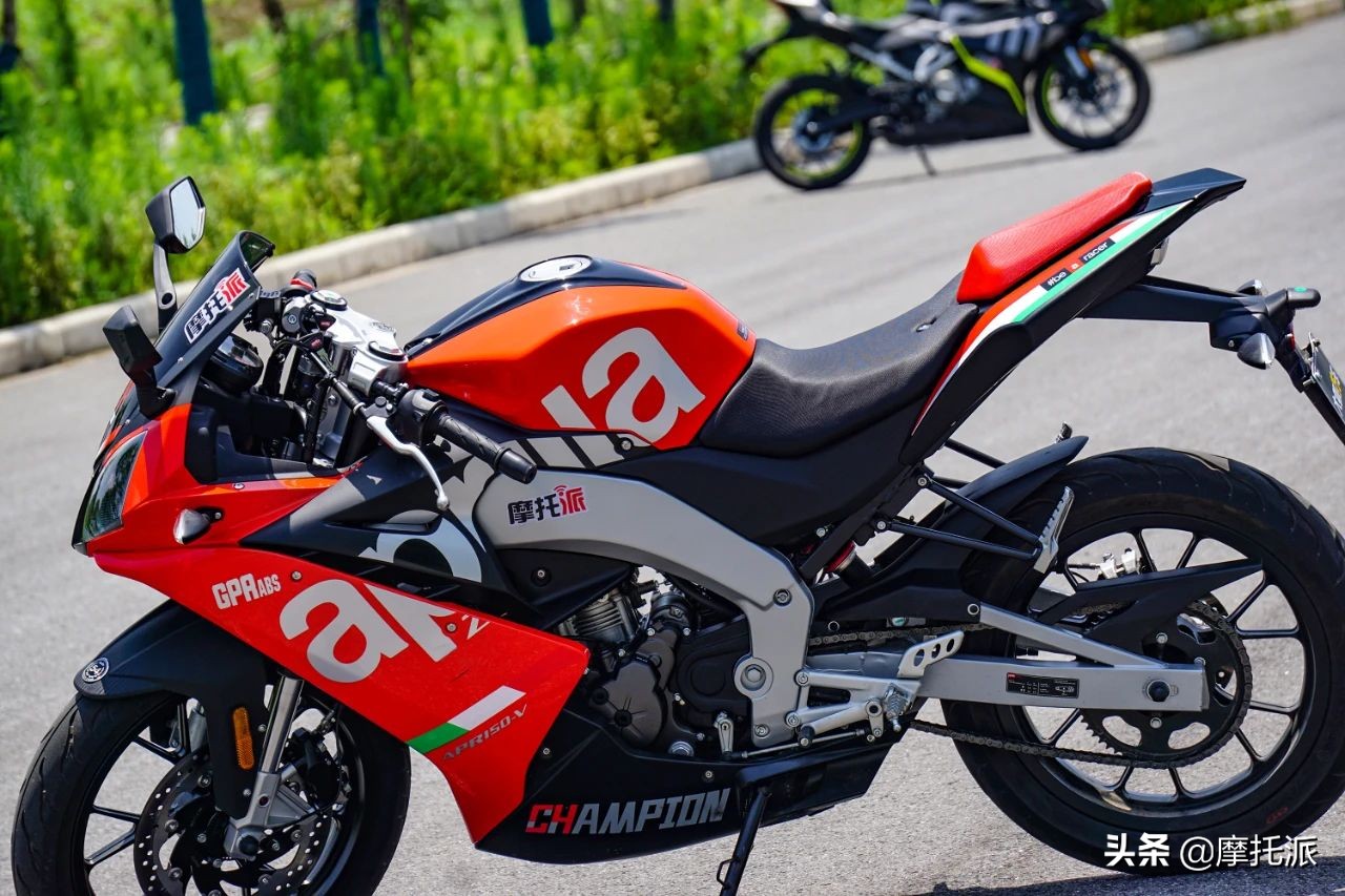 豁车有理，拆车无罪：GPR150灵魂对决250SR