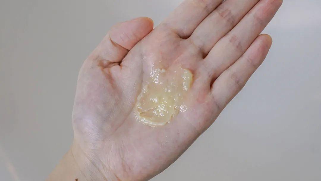 北京一女子4个月用空47次护肤品 (北京一女子用空47瓶护肤品)