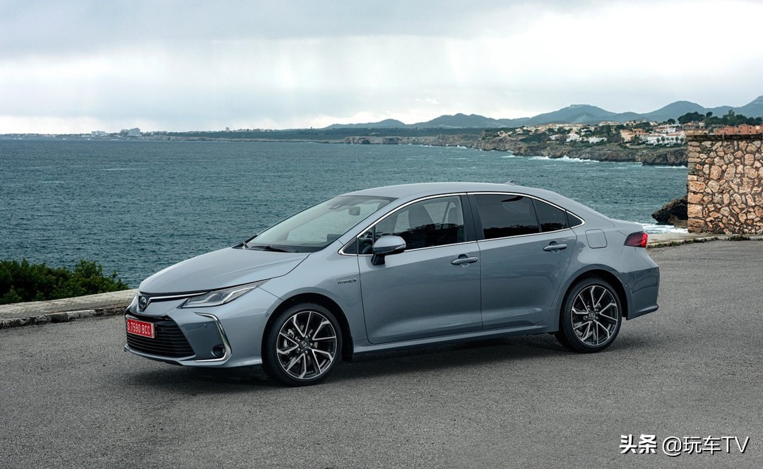 斯巴鲁水平对置四驱车型,斯巴鲁四门钢炮