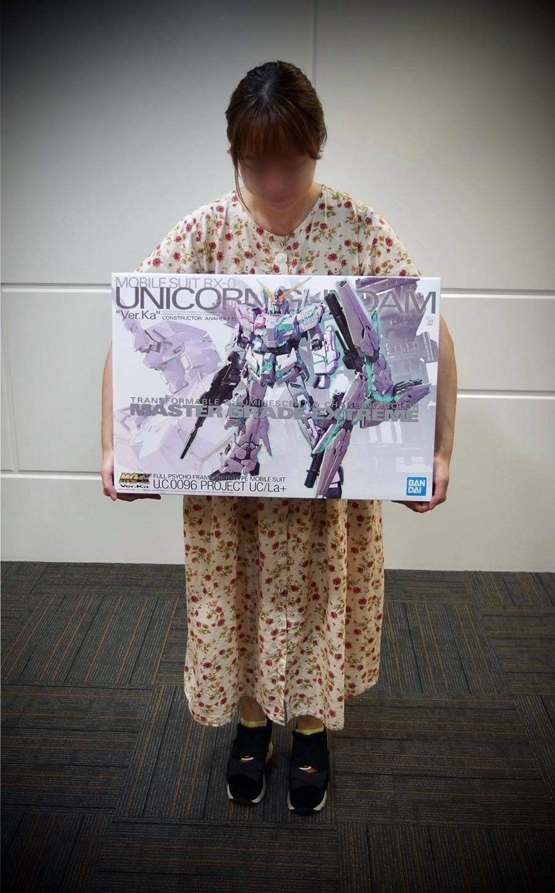 mgex独角兽亮灯,mgex独角兽高达为啥只有头亮