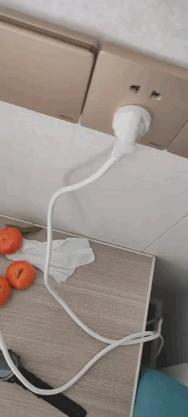 做梦很搞笑直接笑醒,做梦时突然醒来的方式搞笑