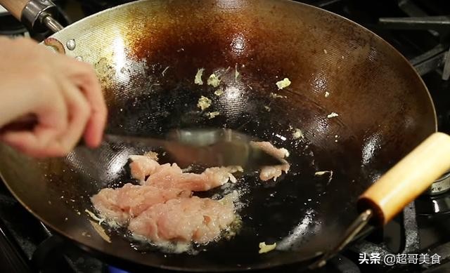 星洲炒米粉做法分享，火爆港式茶餐厅的菜，味道一流