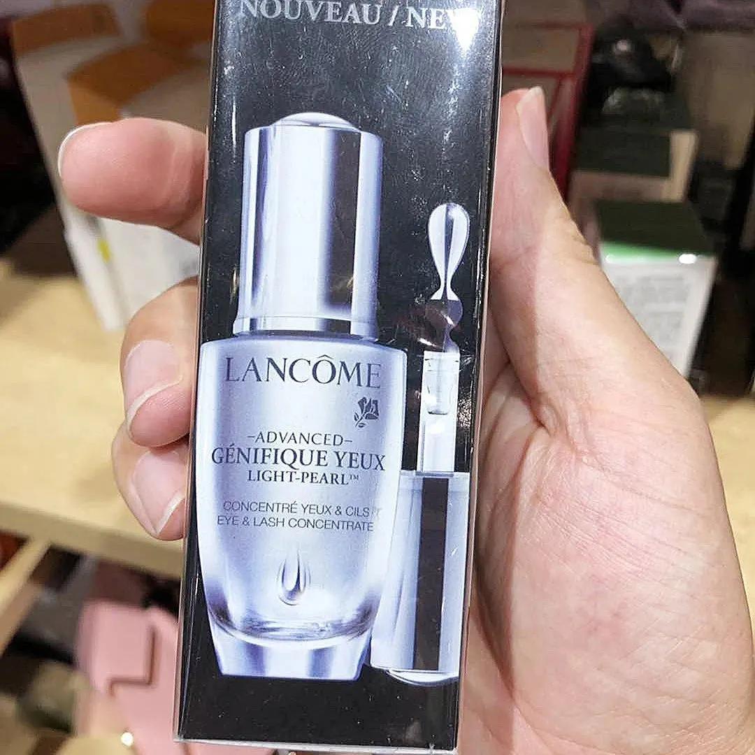 唯品仓线下店特卖直播,唯品仓快闪店