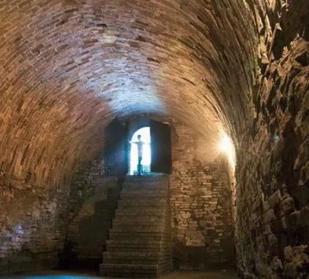 天气这么热古代人是怎么避暑的,古代没有空调的南方人怎么过夏天