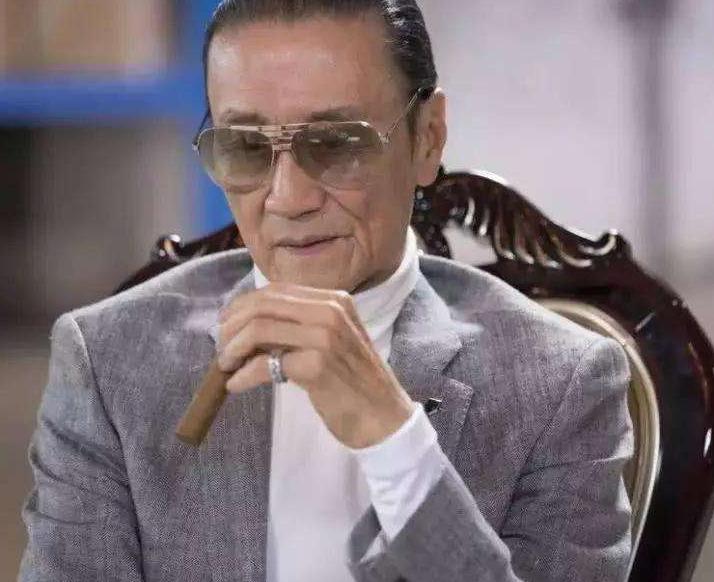 谢贤零片酬演少林足球是什么原因,谢贤为什么愿意出演功夫足球