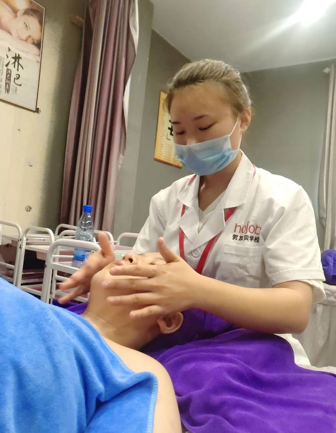 学美容薪资待遇怎么样,学习美容美发行业有前途吗