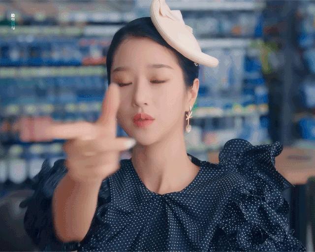 不要再披头散发了减龄高马尾教程,别披头散发啦这款美发1分钟搞定