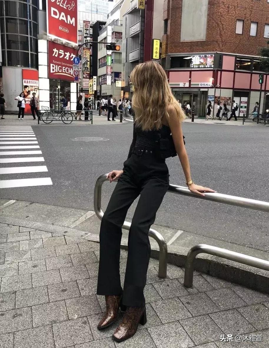 显瘦吊带直筒裤,你穿露肩吊带的样子