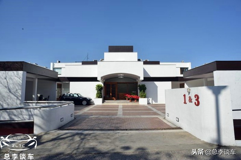 玻璃大王多少财富,玻璃大王一年收入多少钱