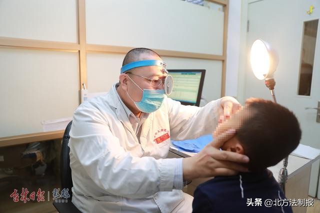 3岁孩子流脓鼻涕有眼屎怎么办,小孩鼻孔里塞了纽扣电池怎么治疗