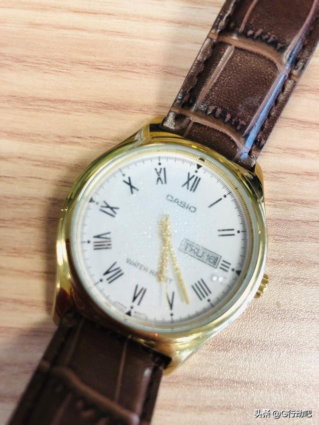 有只手表送医了，那么跟大家分享下手表进水汽是什么原因哩
