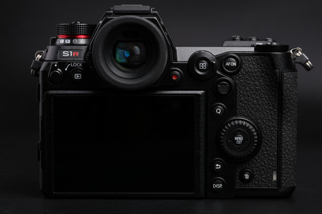 松下全幅无反s1r拆解,松下无反s1相机价格