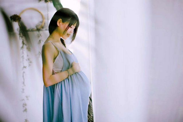 孕中晚期出血原因有哪些,孕妇中晚期出血了有必要去医院吗