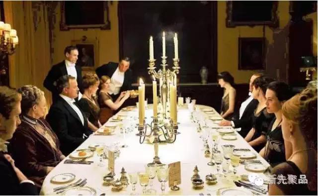 西式餐桌礼仪常识座位顺序,西餐餐桌礼仪的四个原则