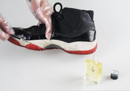 新鞋买回来怎么防开胶,怎么样让新买的鞋开胶