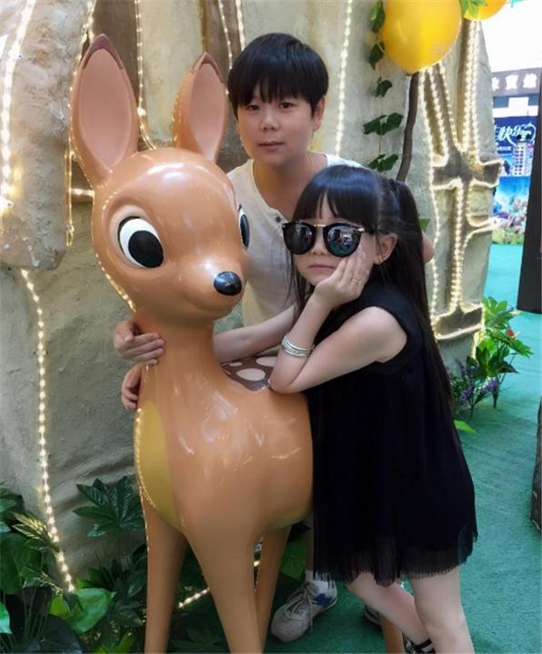 身高不足一米的女孩嫁给男孩,身高不到1米的女孩2016