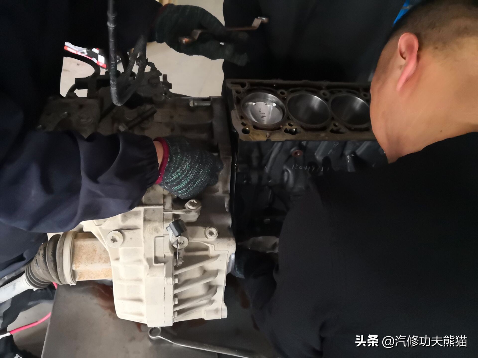 上海大众SUV销量王途观烧机油、漏机油被人乱修一通差点搞报废