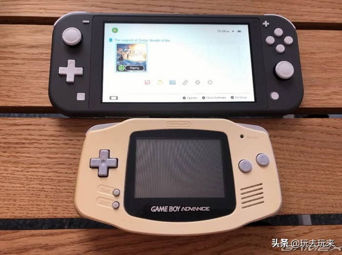掌机任天堂switchlite,任天堂switch对比lite