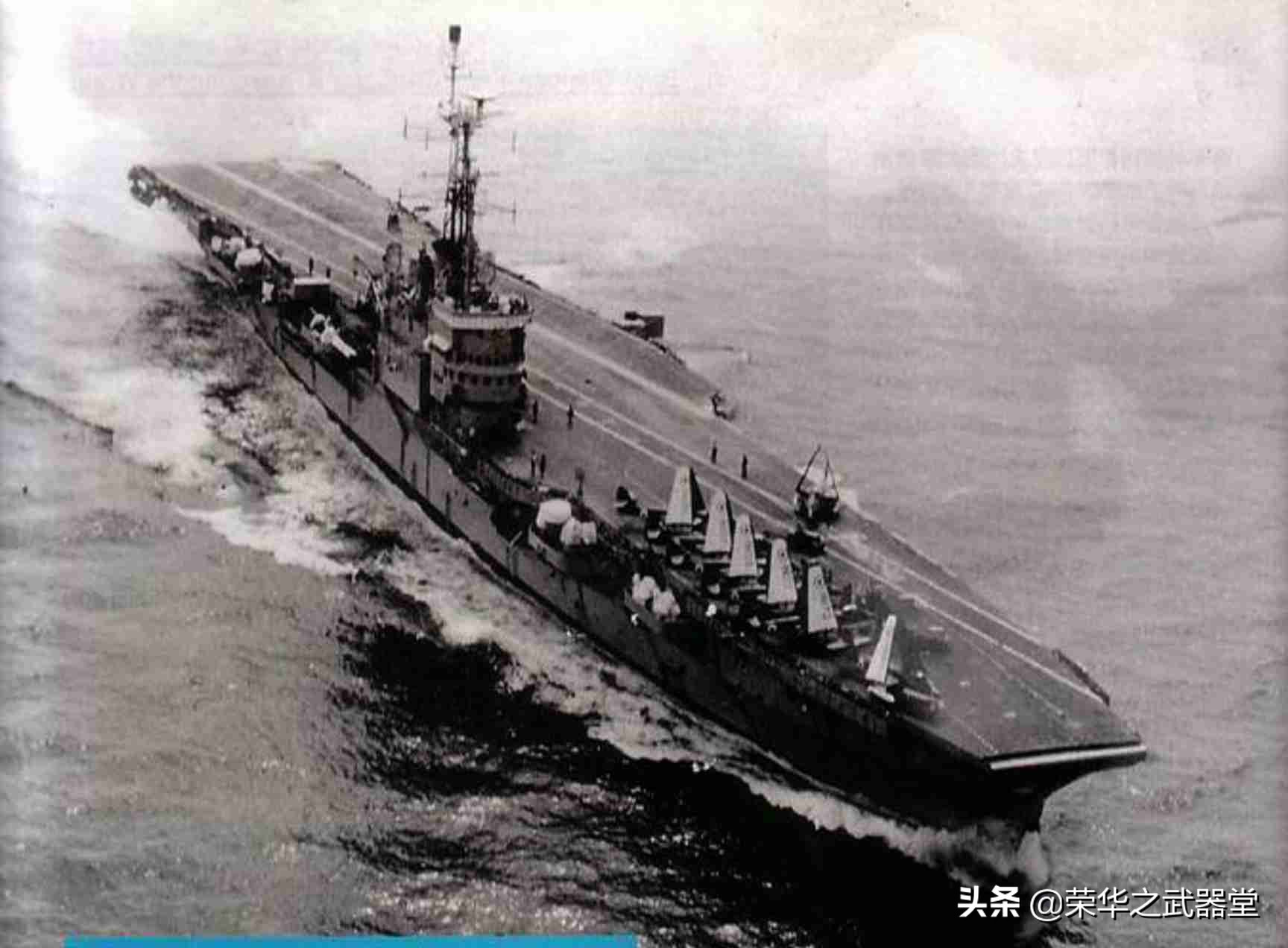 10艘航母对战五艘战列舰,7万吨巨舰和4艘航母对战