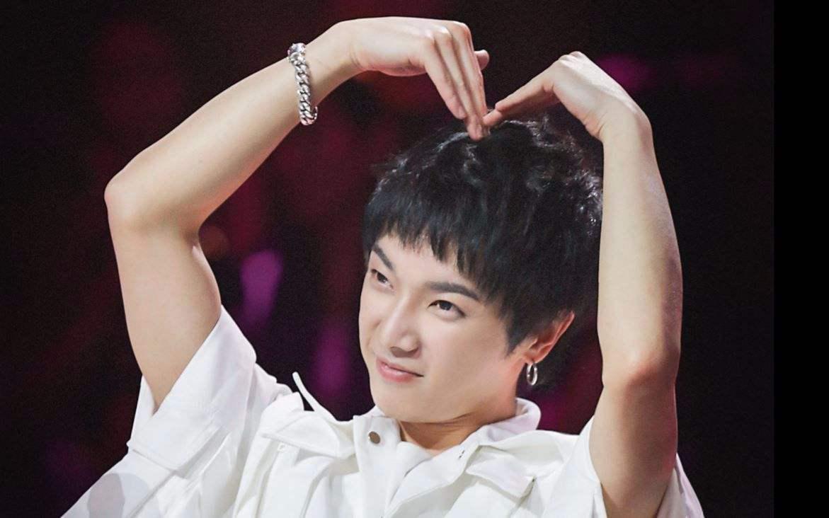 华晨宇快男夺冠之夜,华晨宇快男夺冠日期