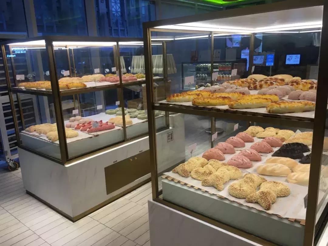 我们走访了最火的9家奶茶店,这家网红奶茶店成功的最重要因素