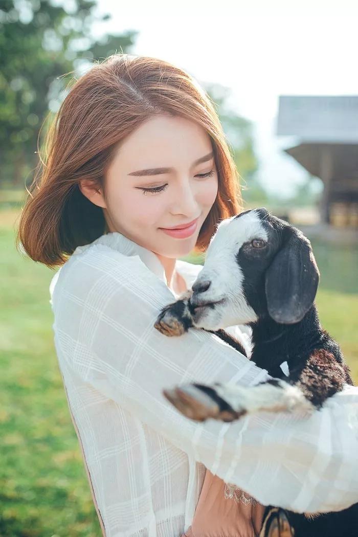 脸大的女生适合什么发型短发,大饼脸短发好打理有气场的发型