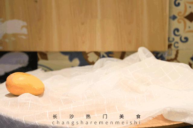 奶盖贡茶经典款,四云奶盖贡茶全国多少家