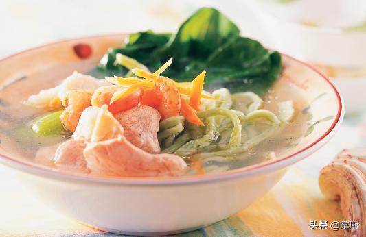 拿龙虾都不换的面条,龙虾面怎么做大人小孩都爱吃