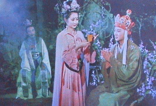 86版西游记何必西天万里遥纯音乐,86版西游记何必西天万里遥