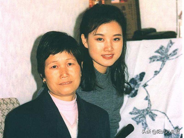 从湖南走出的8大美女，有4位立足央视春晚20年，2位成综艺一姐