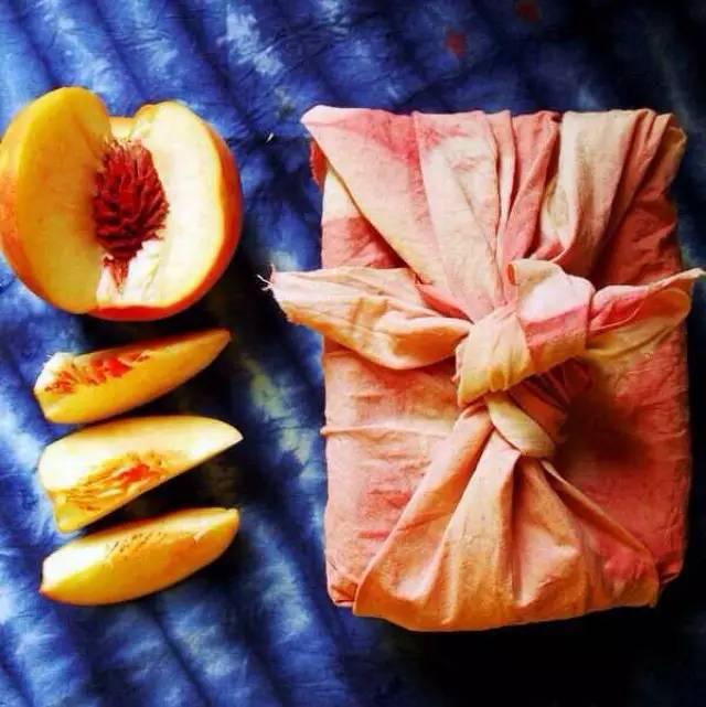 草木扎染方式,草木染简单做法