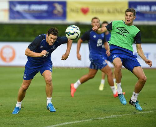 加雷斯巴里什么时候退役,高光加雷斯巴里值得换吗