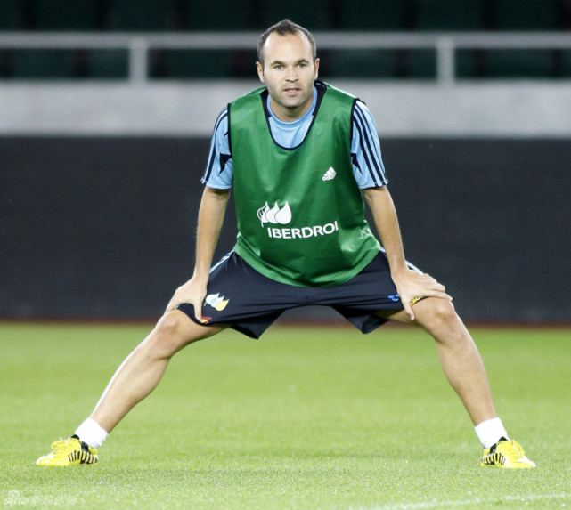 西班牙男足国家队美女助教,西班牙男足国家队排名