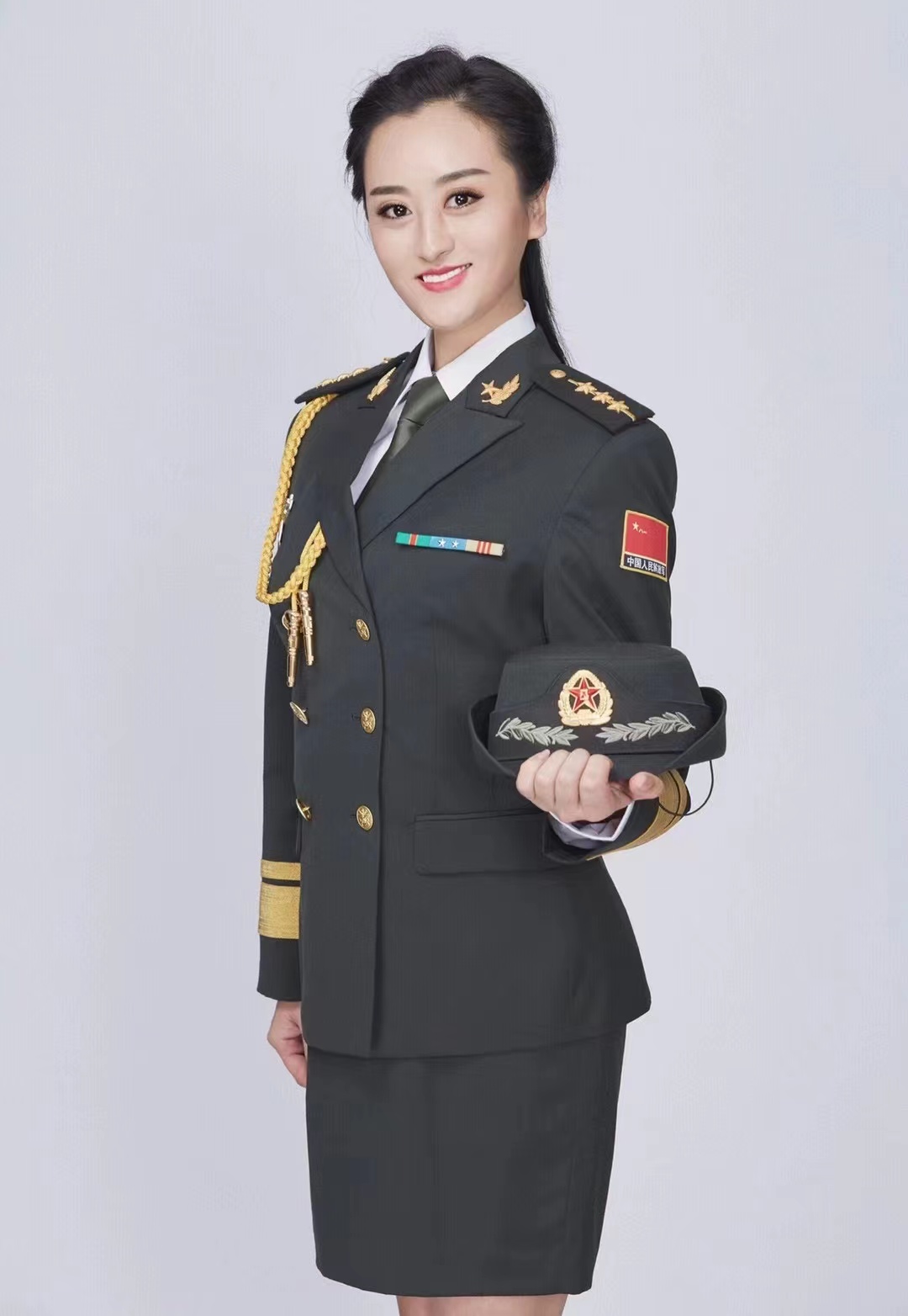 陈思思演唱红旗颂,歌唱家陈思思中国梦