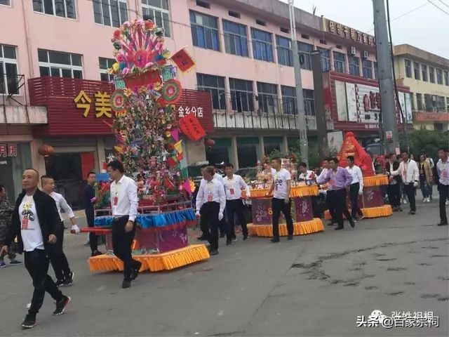 阜南张氏祠堂落成庆典仪式,张氏祠堂唱戏人山人海