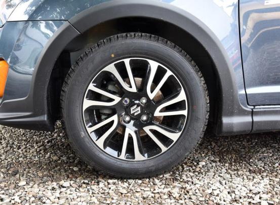 小燕子何时才能穿上新衣现款雨燕购买力分析