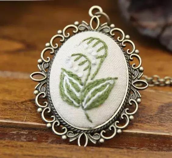 法式珠绣毛衣链手工教程,复古布刺绣毛衣链