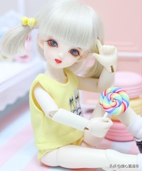 单眼皮韩国童装小模特,韩国风童模走秀