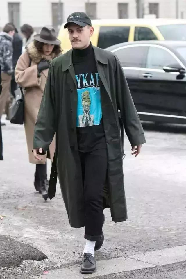 男生秋冬大衣怎么穿才高级,男士秋冬呢大衣穿搭高级感