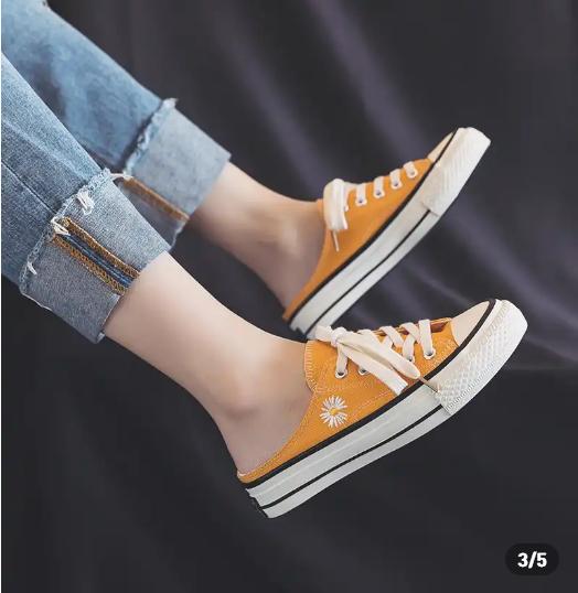 秋冬季平底小雏菊板鞋,小雏菊帆布鞋女韩版板鞋