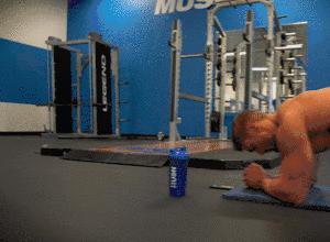 当中国男足脱掉上衣，你就知道他们为何难以崛起？