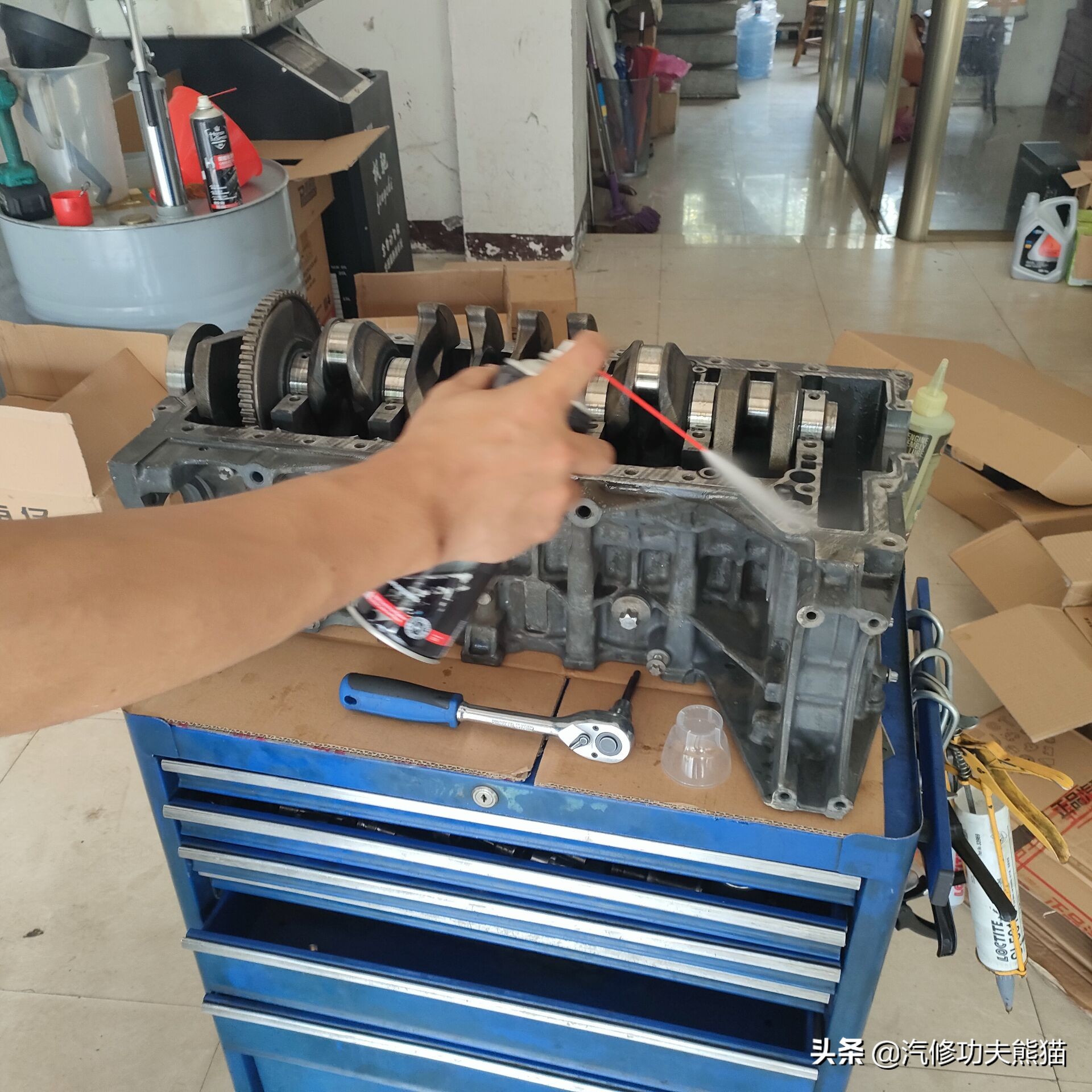 e90宝马325i容易烧机油,宝马e90325i烧机油能修好吗