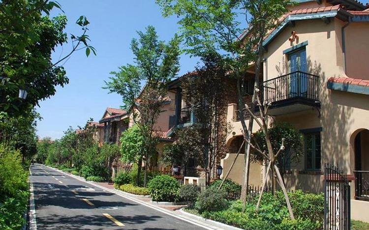 买房找中介好还是售楼小姐,买房找中介好还是售楼部买好