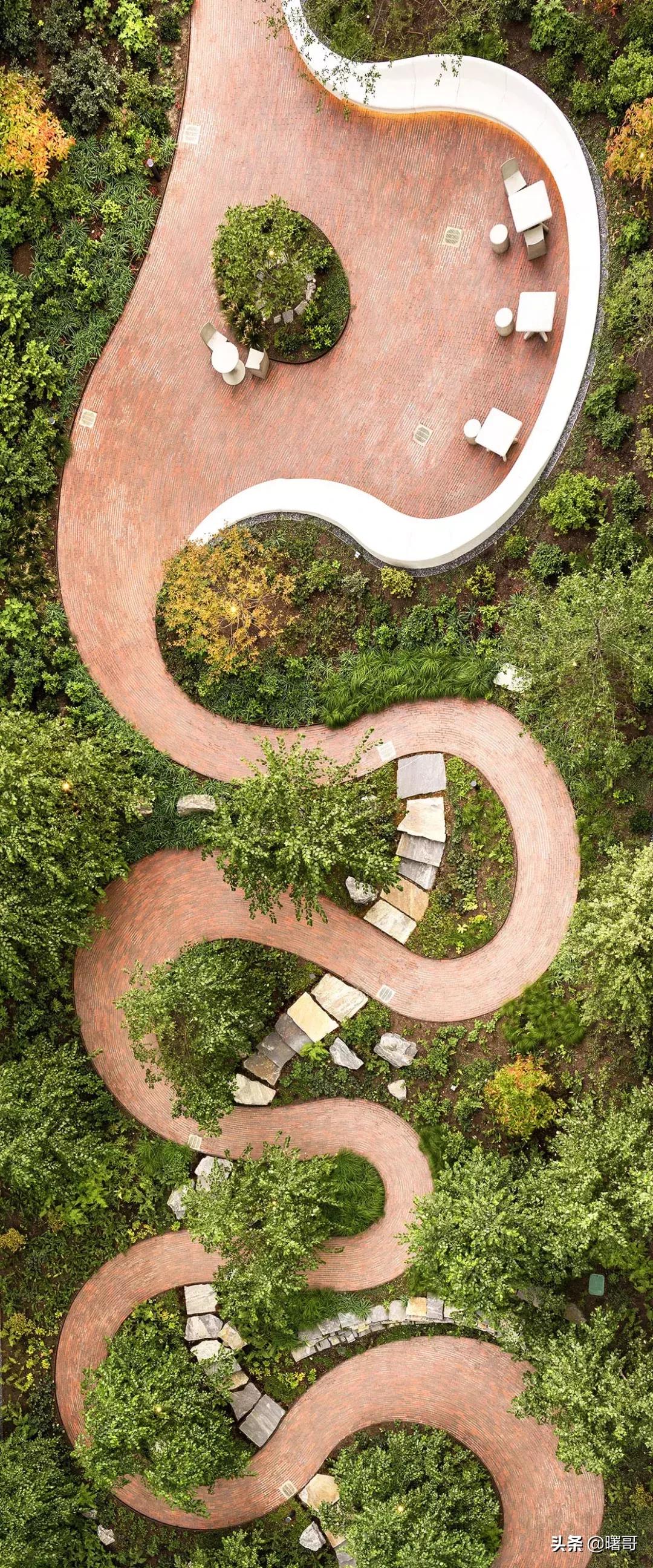 世界上的路本来很平凡，自从遇上设计师，此路非彼路