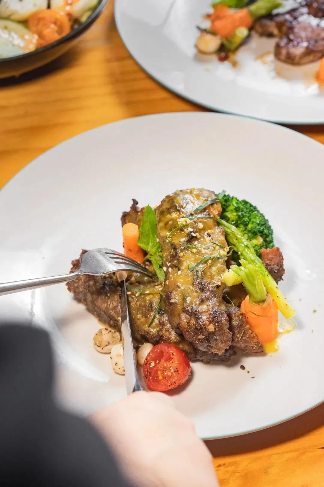 浪漫气氛环绕打卡精致西餐厅,广州最值得打卡的西餐厅