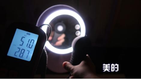 便携led带灯化妆镜测评,led化妆镜评测