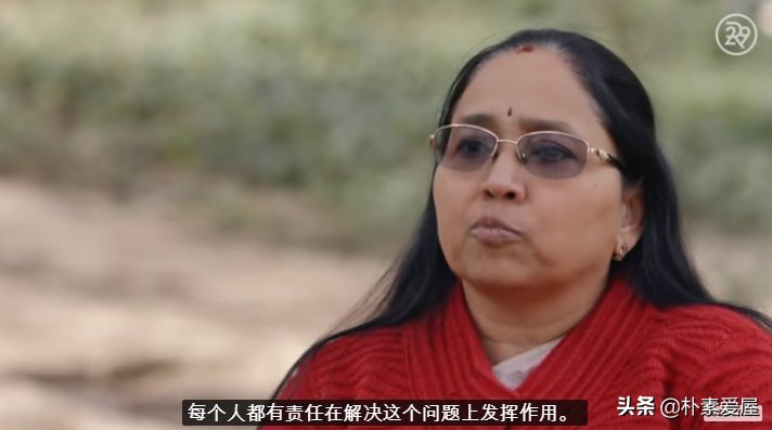 残酷真相：你包里的高光眼影，是无数4岁孩子拿命换的